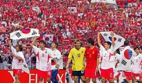 迷们对这位