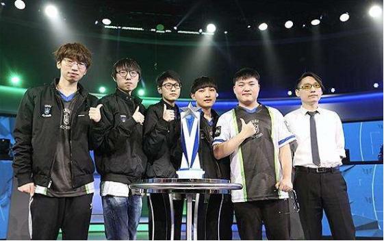 赛季做了更 赛季做了更